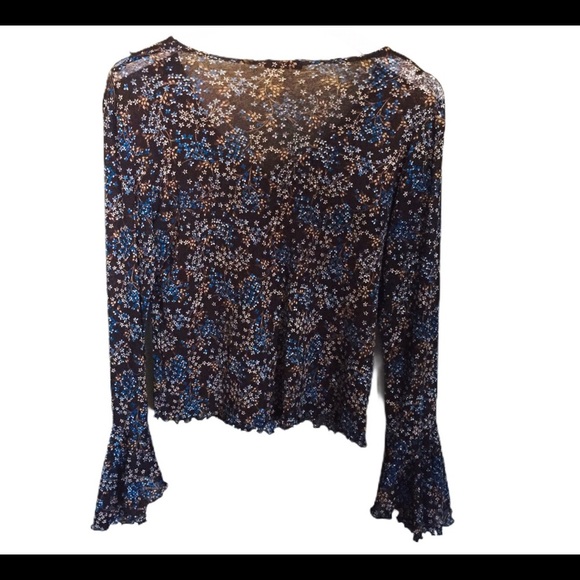 TATTOO Ditzy Floral Blouse With Bell Sleeves & Flutter Detail Brown Size Medium - Picture 7 of 8